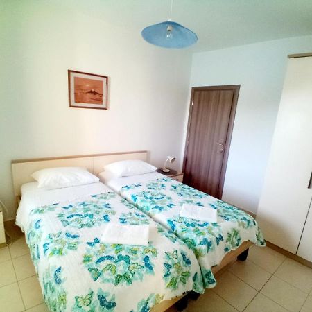 Apartment Luna Tribunj Tribunj  Ngoại thất bức ảnh