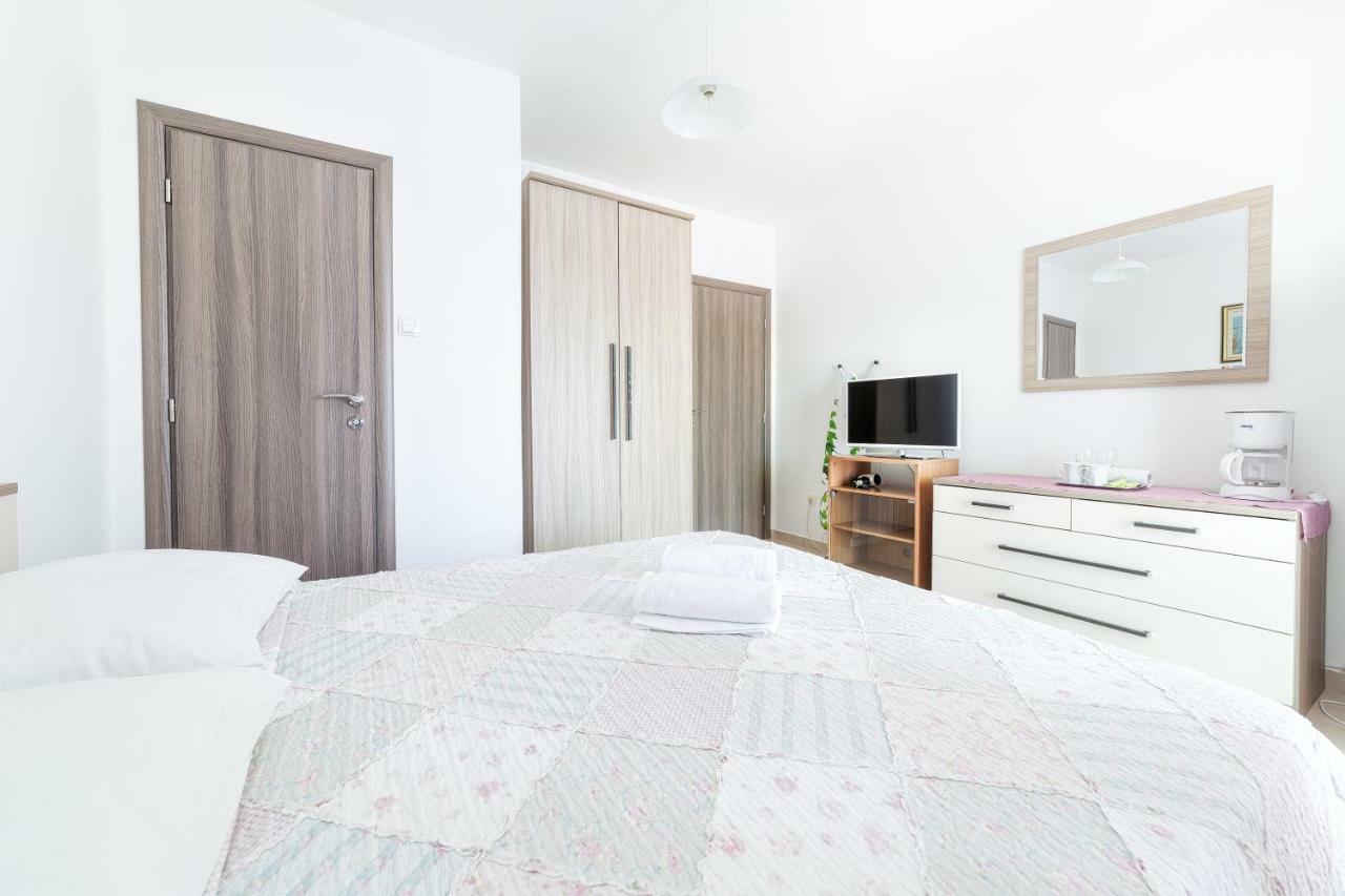 Apartment Luna Tribunj Tribunj  Ngoại thất bức ảnh