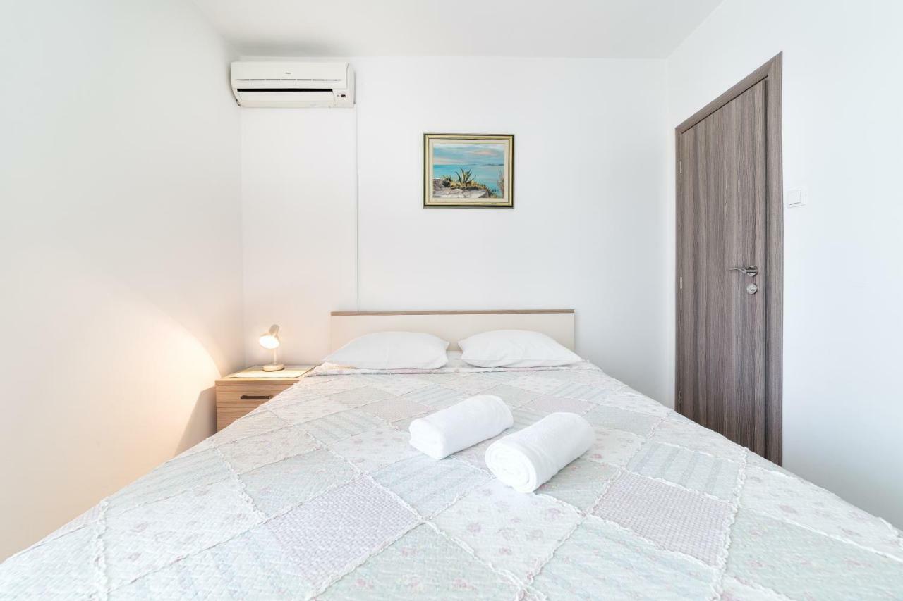 Apartment Luna Tribunj Tribunj  Ngoại thất bức ảnh