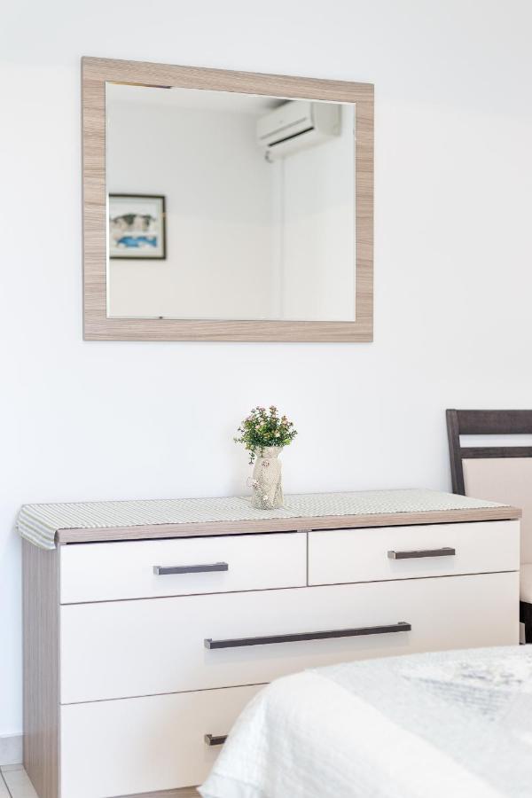 Apartment Luna Tribunj Tribunj  Ngoại thất bức ảnh